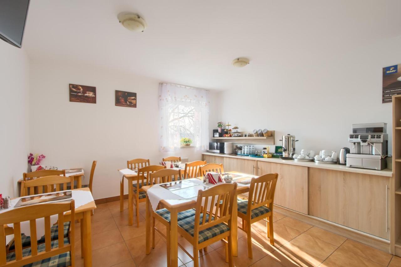 Bed & Breakfast Patra 3*